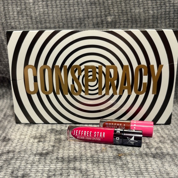 Jeffree Star Conspiracy Palette with Pink and Brown Lipsticks